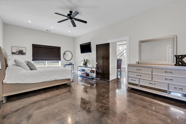 bedroom featuring ceiling fan