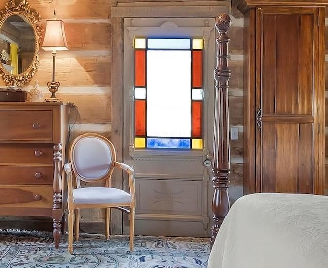 sitting room with a wealth of natural light