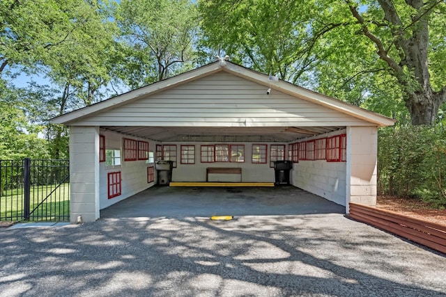 1704 Temple Ave, Nashville, TN 37215 - exterior space with a carport