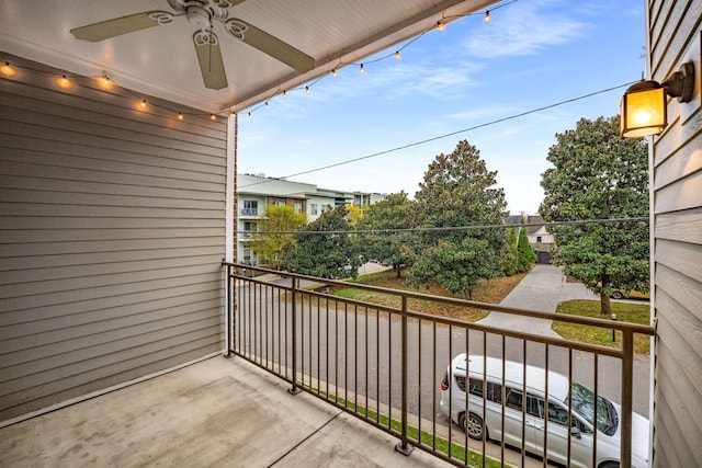 balcony with ceiling fan