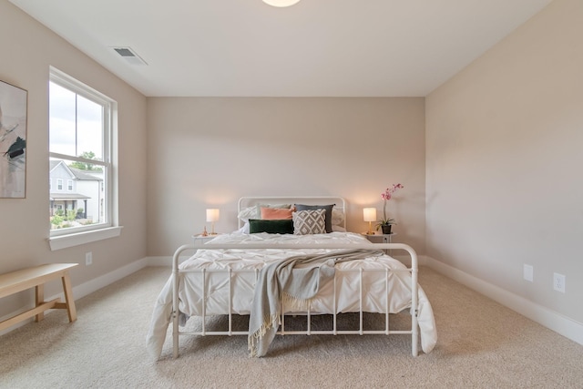 bedroom with carpet flooring