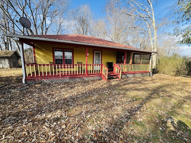 view of front facade with covered porch