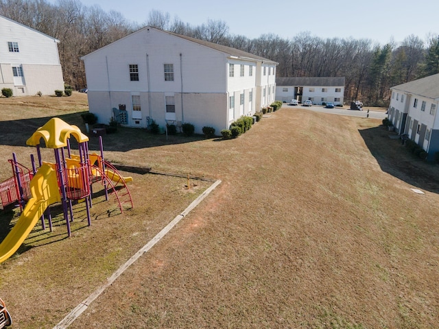 exterior space featuring a lawn