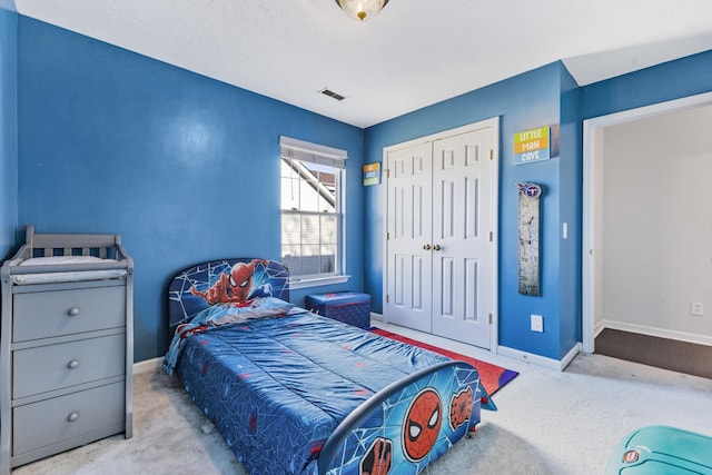 bedroom featuring a closet