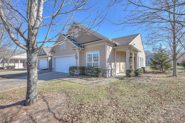 view of front of property featuring a garage