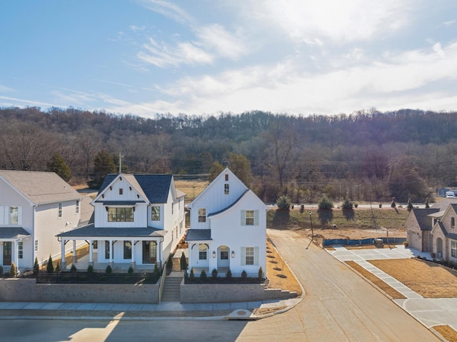 view of front of home featuring a porch