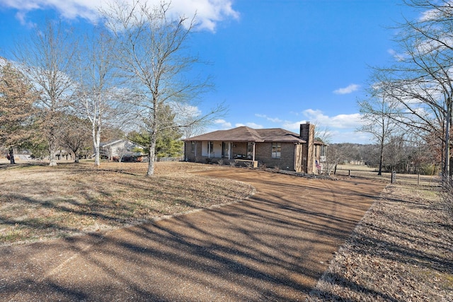 view of front of property