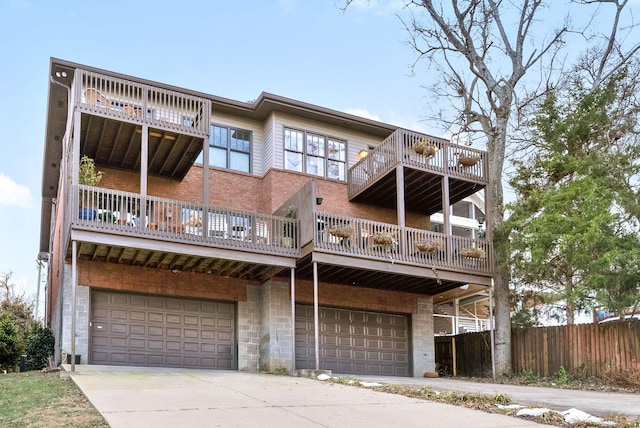 view of front facade with a garage