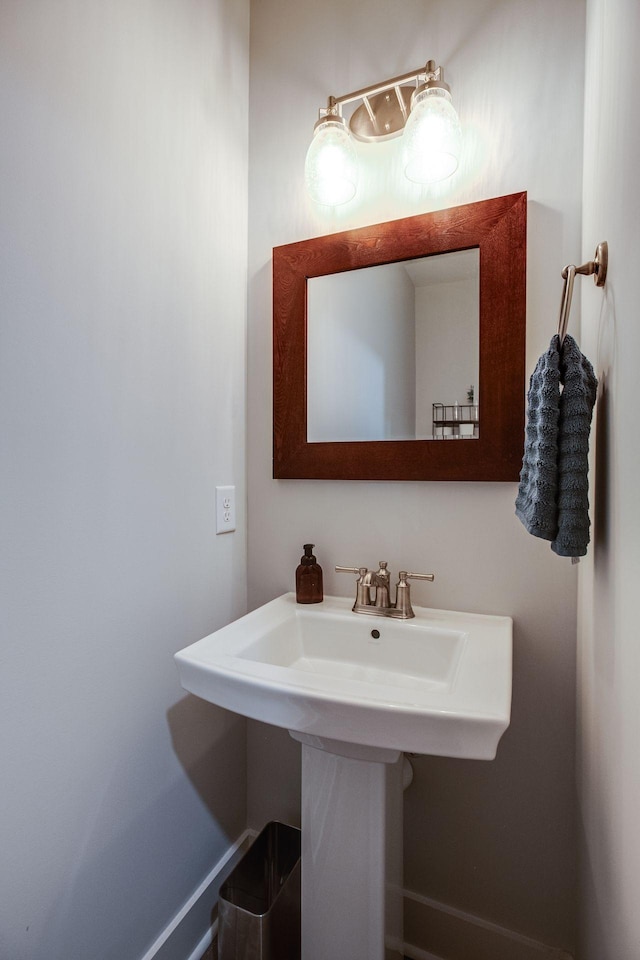 bathroom with sink