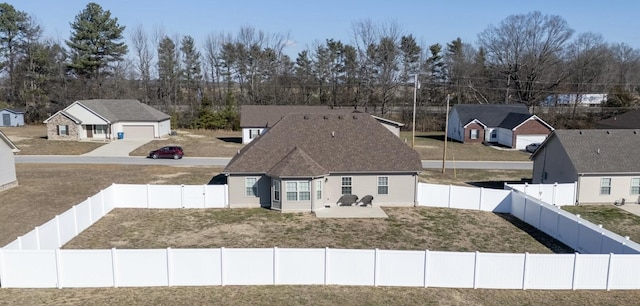 view of yard featuring a patio area