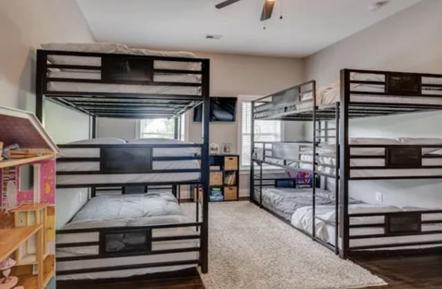 bedroom with carpet flooring