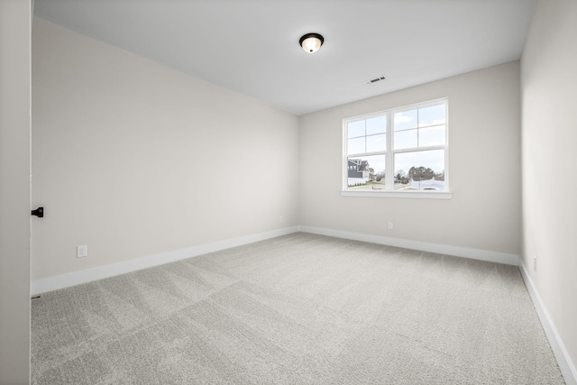 unfurnished room with carpet