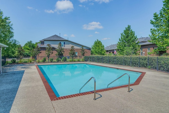 pool with fence