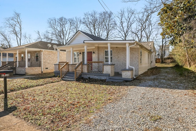 bungalow-style house with covered porch