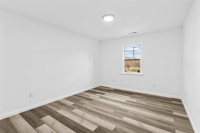 empty room featuring light hardwood / wood-style flooring