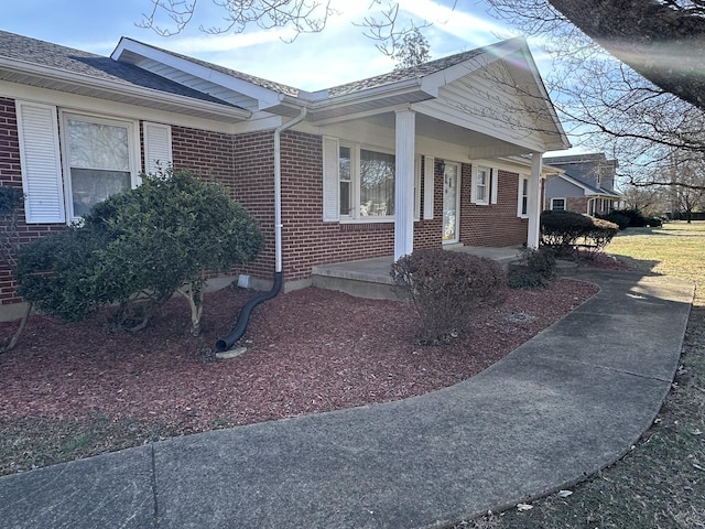 view of front of house featuring covered porch