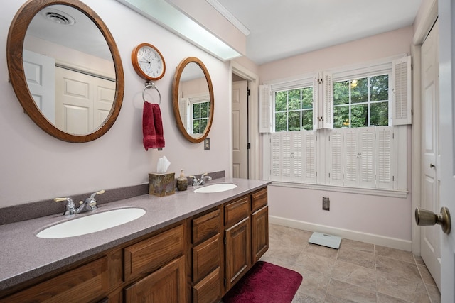 bathroom with vanity