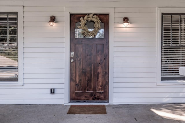 view of entrance to property