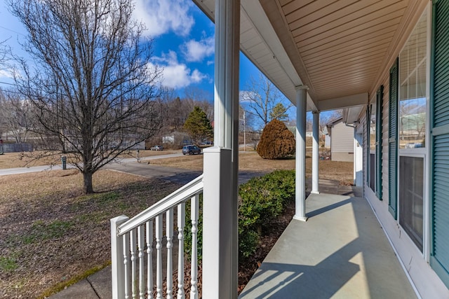 view of patio / terrace featuring covered porch