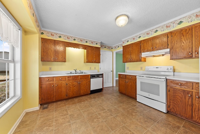 kitchen with white electric range, sink, crown molding, a textured ceiling, and dishwashing machine