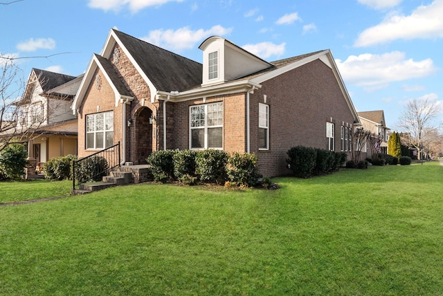 view of front of house with a front yard