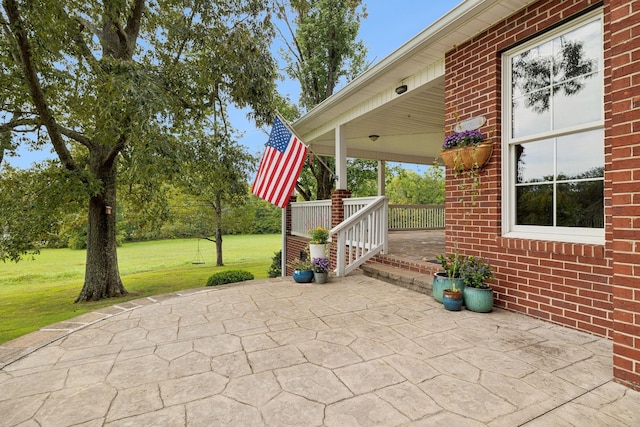 view of patio / terrace featuring covered porch