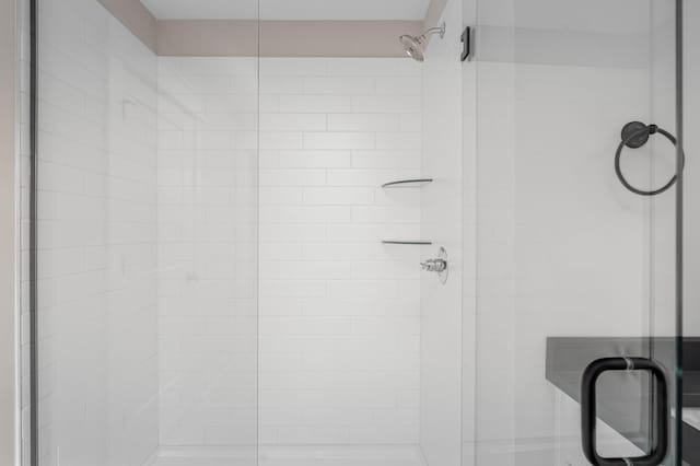 room details with walk in shower