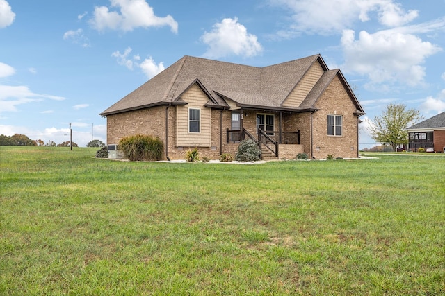 view of front of property with a front lawn