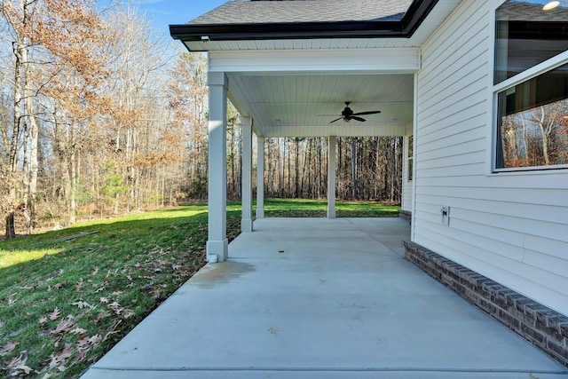 view of patio featuring ceiling fan