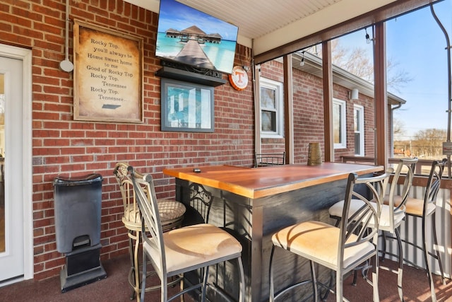 sunroom / solarium with bar