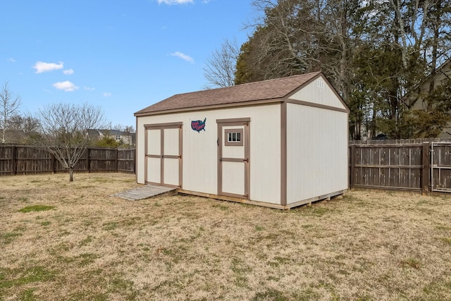 view of outdoor structure with a yard