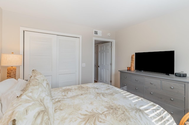 bedroom featuring a closet