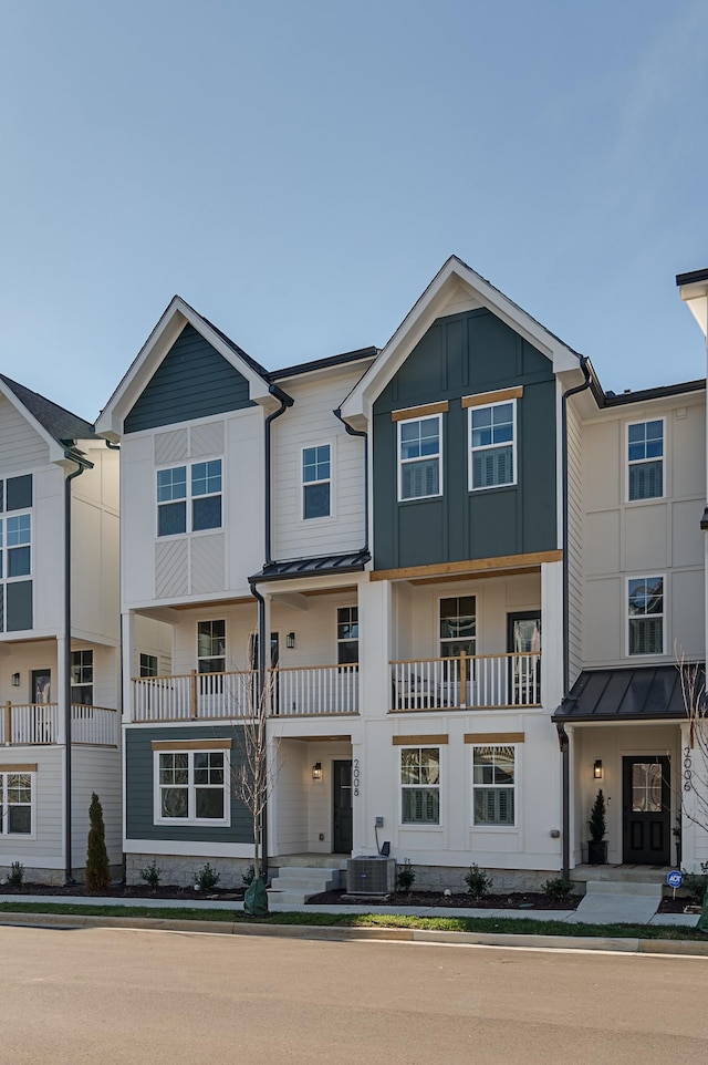 view of townhome / multi-family property