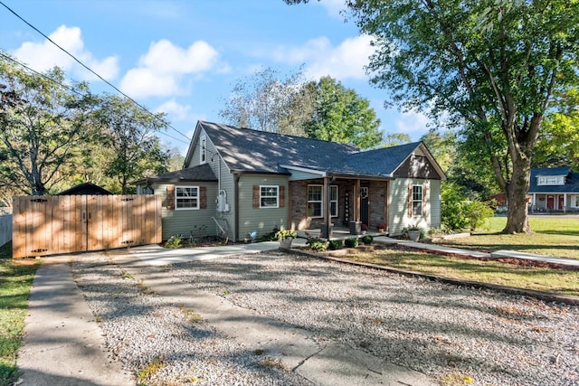 view of front of property