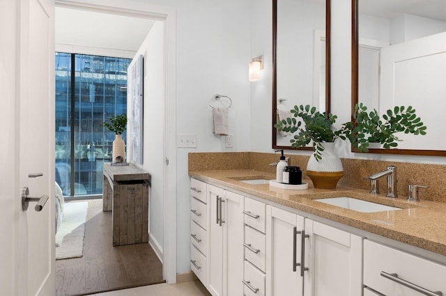 bathroom with vanity