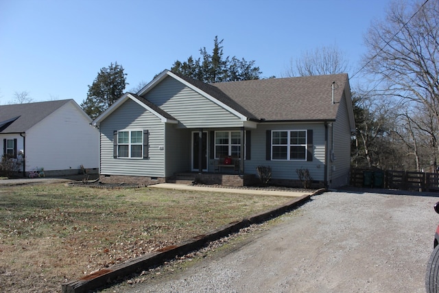 view of front of home featuring a front yard