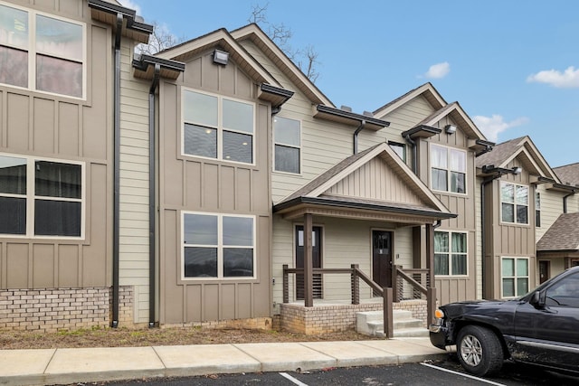 view of townhome / multi-family property