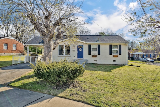 view of front of home with a front yard