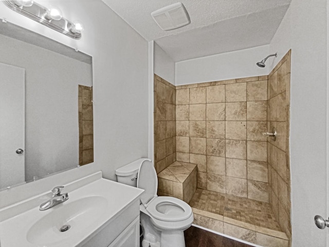 615 Lafayette Ct, Clarksville, TN 37042 - full bath with vanity, visible vents, toilet, and a shower stall