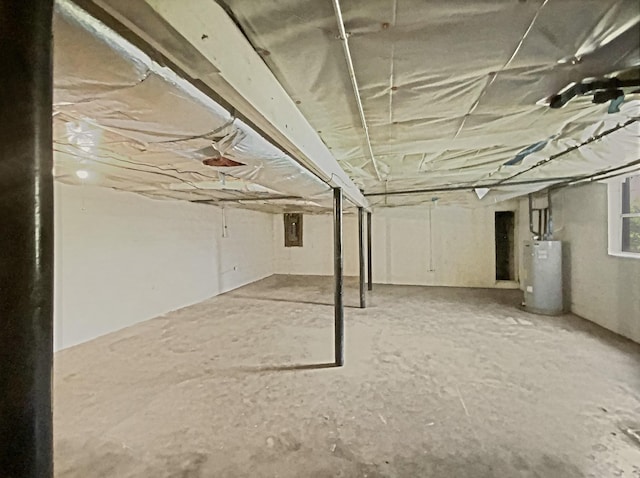 615 Lafayette Ct, Clarksville, TN 37042 - unfinished basement featuring water heater and electric panel