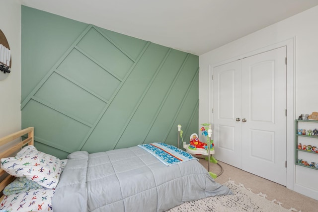 view of carpeted bedroom