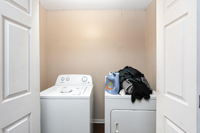 laundry room featuring washer and dryer