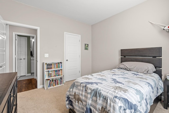 bedroom featuring carpet floors