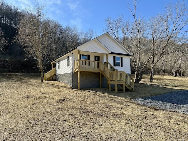 view of front of property