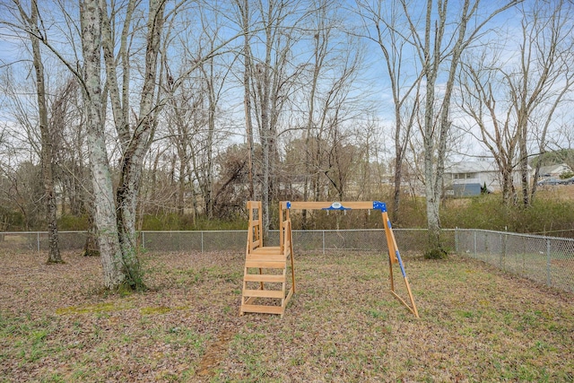 view of yard featuring a playground