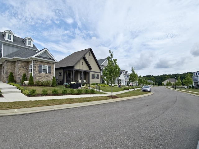 view of front of house featuring covered porch