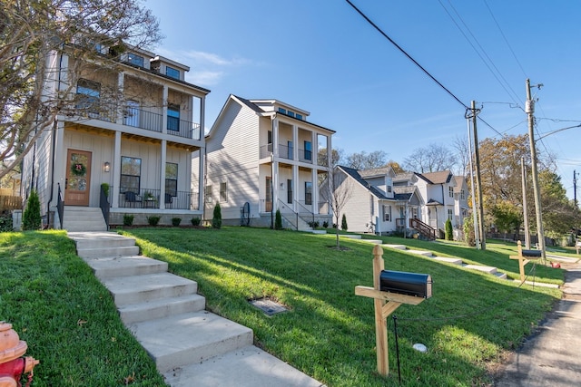 view of front of house with a front yard