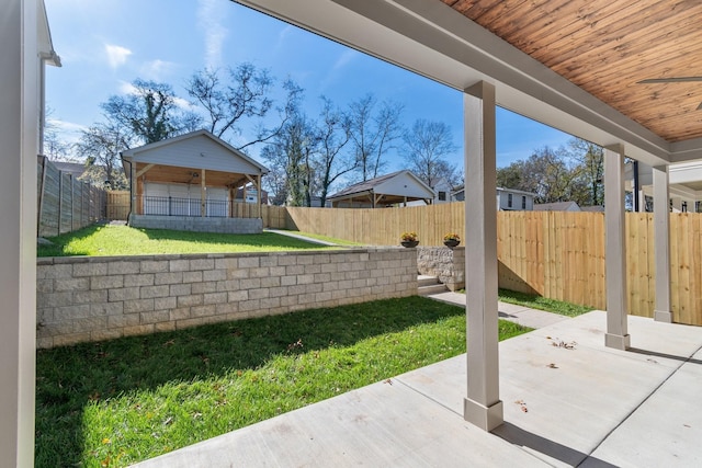 view of yard with a patio