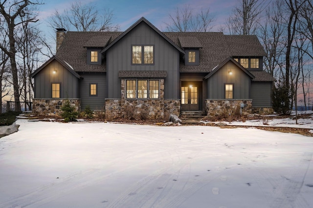 view of modern farmhouse