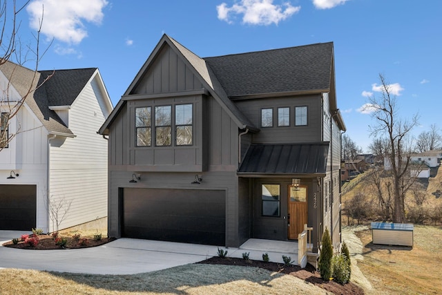 view of front of home featuring a garage